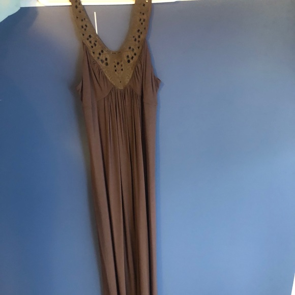 BCBG Maxazria - Picture 2 of 3